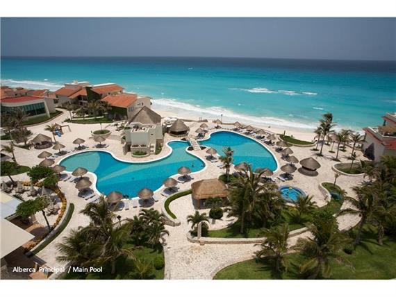 Alberca Principal 1..jpg