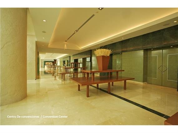 Centro de Convenciones 2..jpg