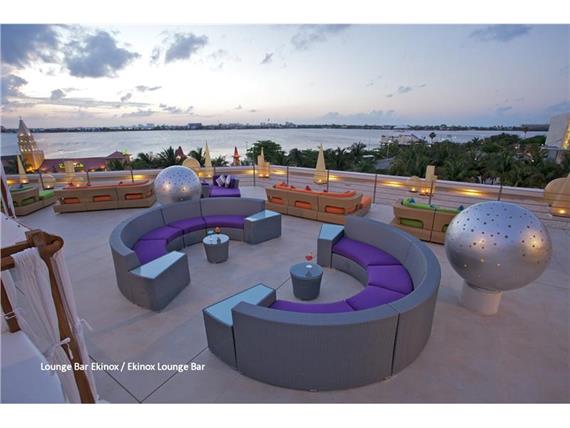 Lounge Bar Ekinox 2.jpg