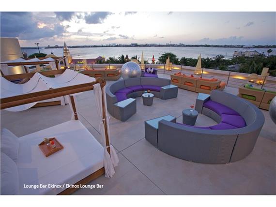 Lounge Bar Ekinox 3.jpg