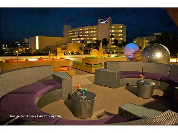 Lounge Bar Ekinox 10.jpg