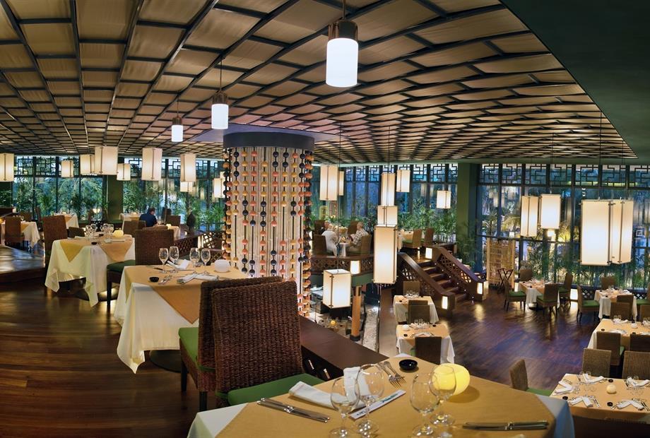 Oriental Panoramica low.jpg