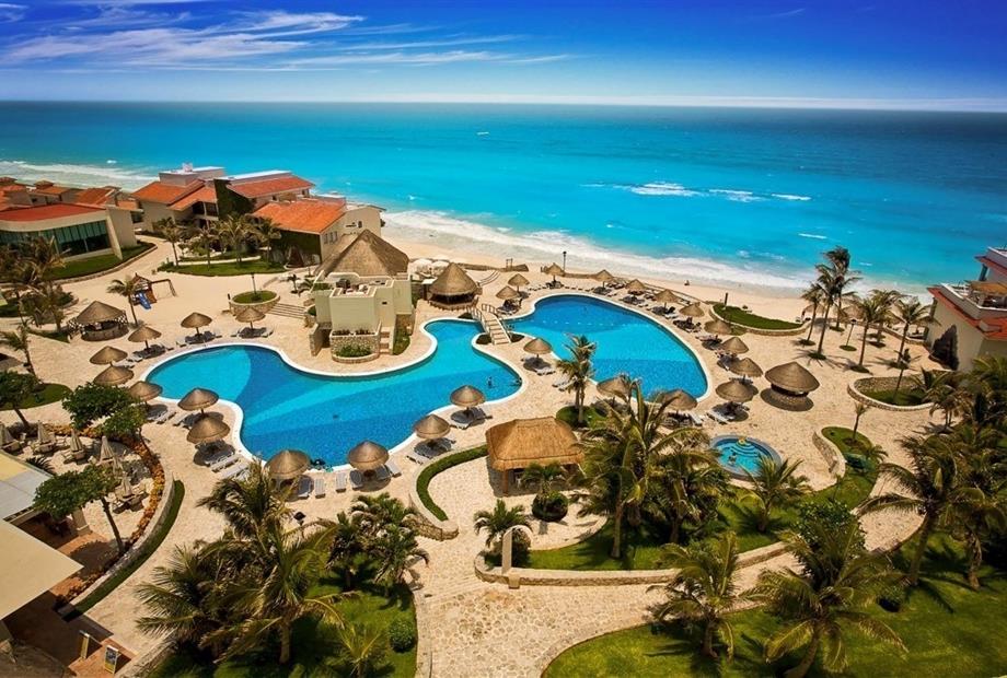 Grand Park Royal Cancun Main pool..jpg