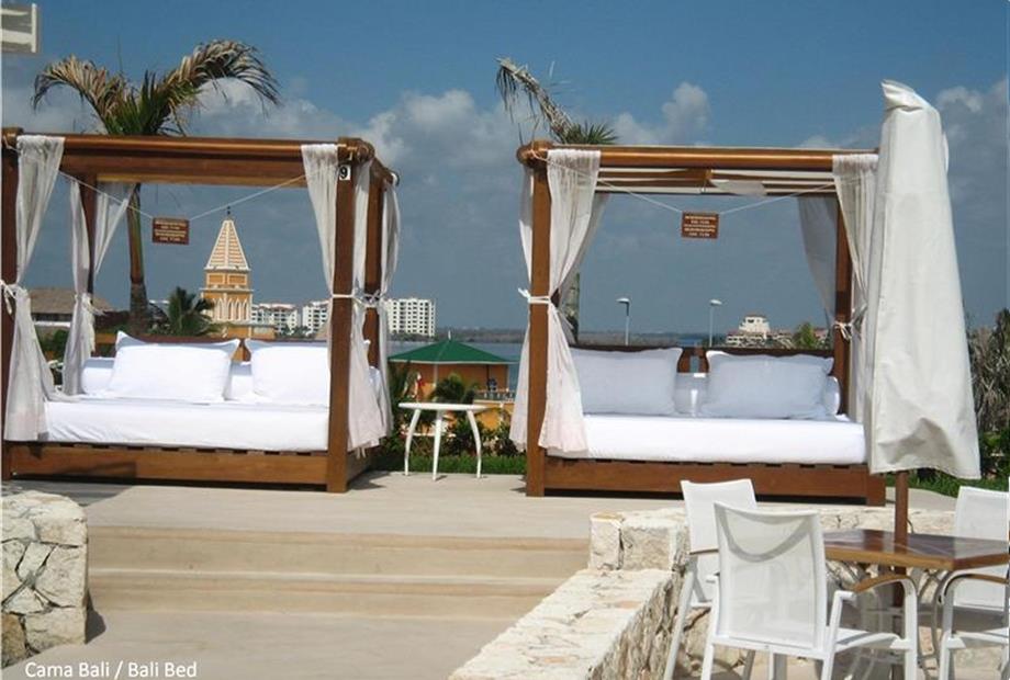 Cama Bali.jpg