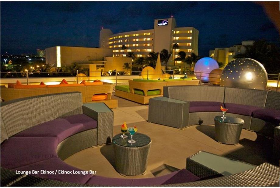 Lounge Bar Ekinox 10.jpg