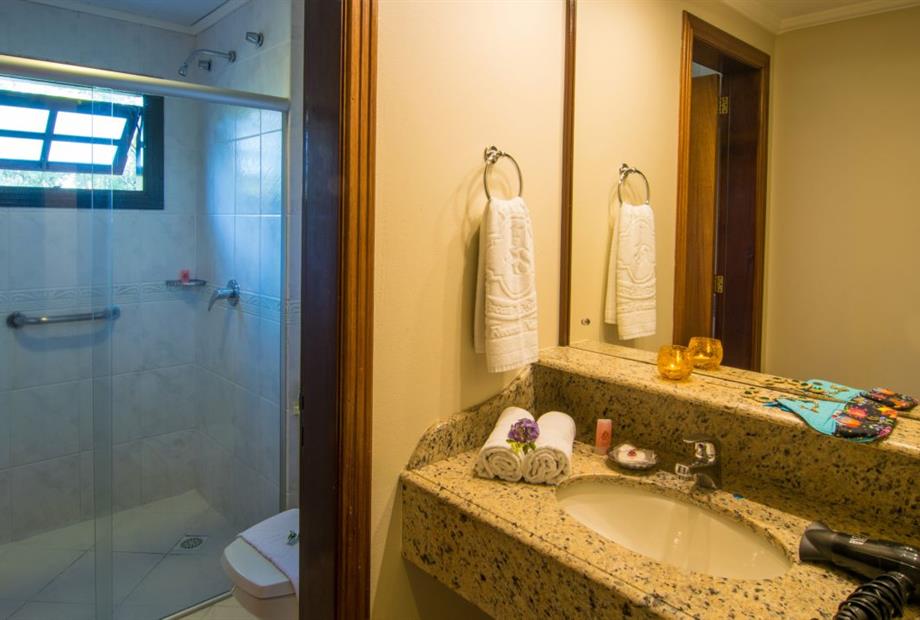 Banheiro luxo omn.jpg