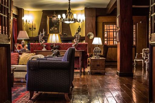 Sala Lareira - Casa da Montanha.jpg