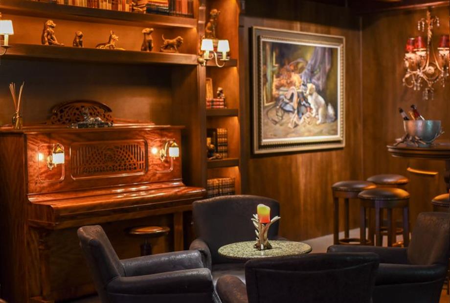 Bar El Perro - Casa da Montanha (2).jpg