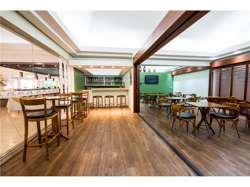Lobby Bar