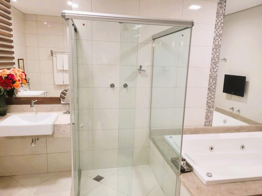 banheiro suite.jpeg