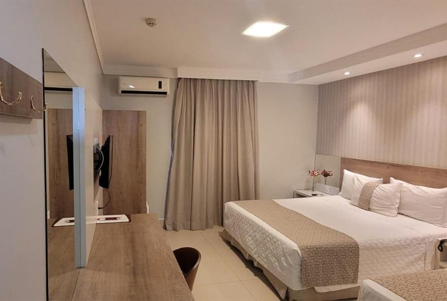 whatsapp image 2022-06-30 at 12.50_edited.jpg