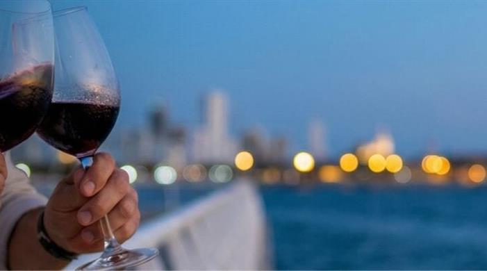 DRINK & SAIL