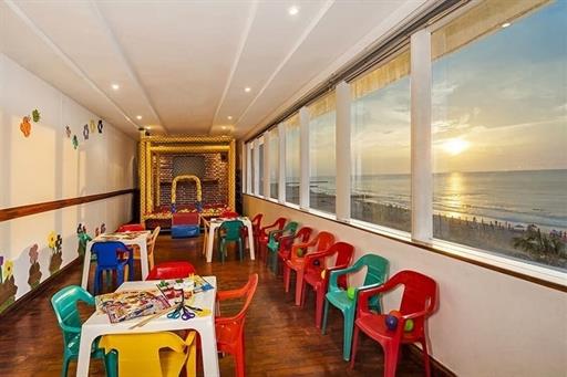 19. club niños (1).jpg