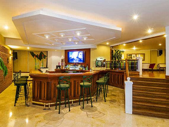 9. bar americano (3) (1) (1).jpg