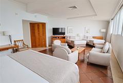 Junior Suite Familiar