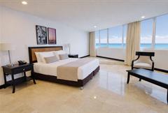 Master Suite Almirante con Jacuzzi
