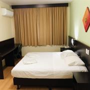 01 pessoa - individual em Cama casal