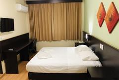 01 pessoa - individual em Cama casal