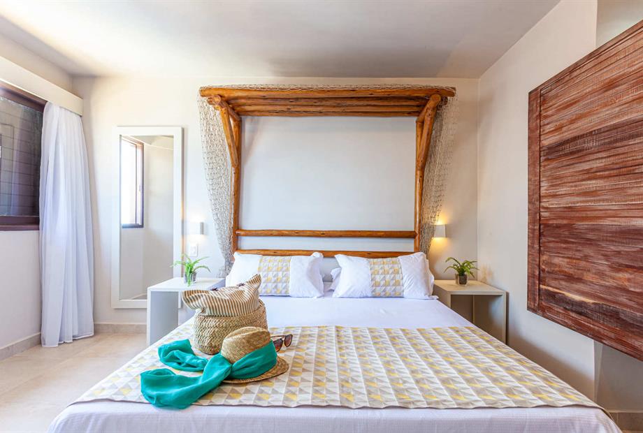 victormuzzi-2-6 (1) (1).jpg