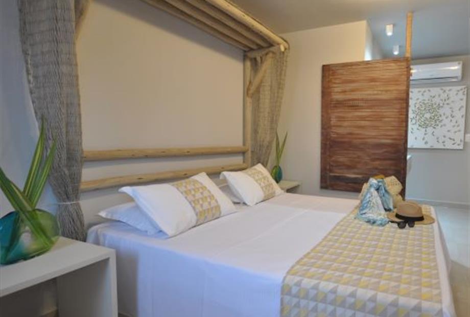 LUXO 5 _Easy-Resize.com.jpg