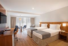 STANDARD COM 2 CAMAS DE SOLTEIRO