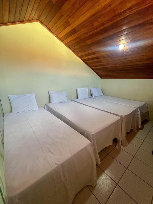 quarto - mezanino.jpg