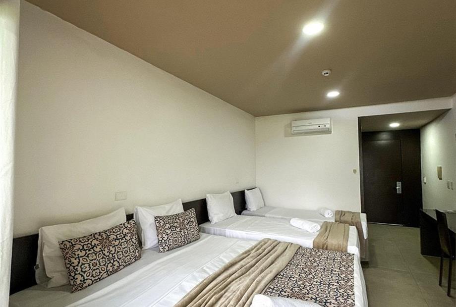 casal + 02 camas .02.jpg