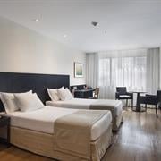 SUPERIOR COM 2 CAMAS DE SOLTEIRO