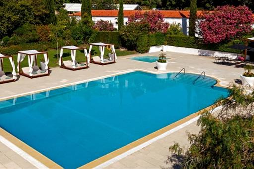 QL_piscina_exterior-20_leve (Large).jpg