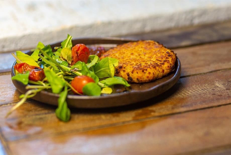 whatsapp image 2022-03-01 at 10.58.16 (17).jpeg