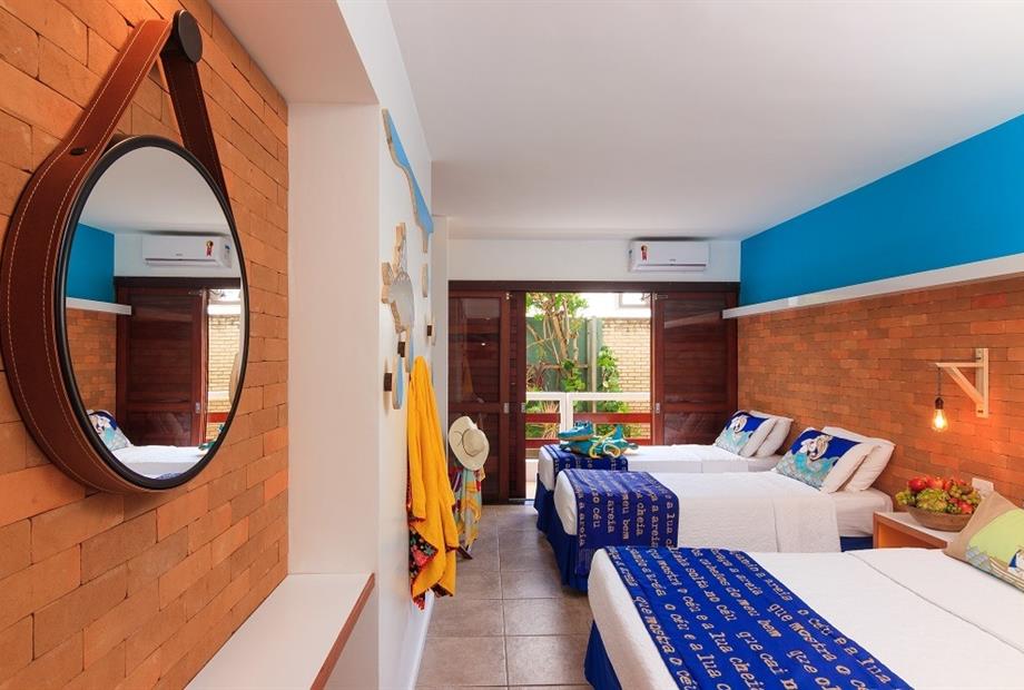 village standard quadruplo 2.png