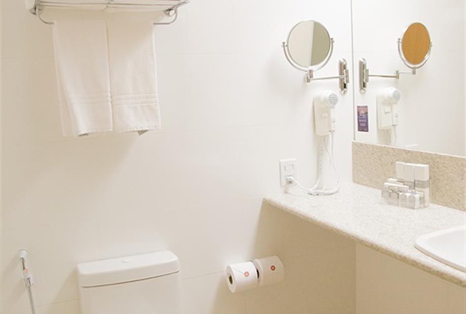 MONTES CLAROS - Banheiro_2.jpg