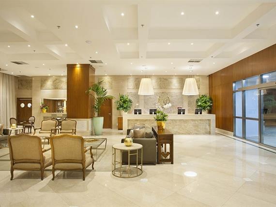 windsor brasilia lobby 3.jpg