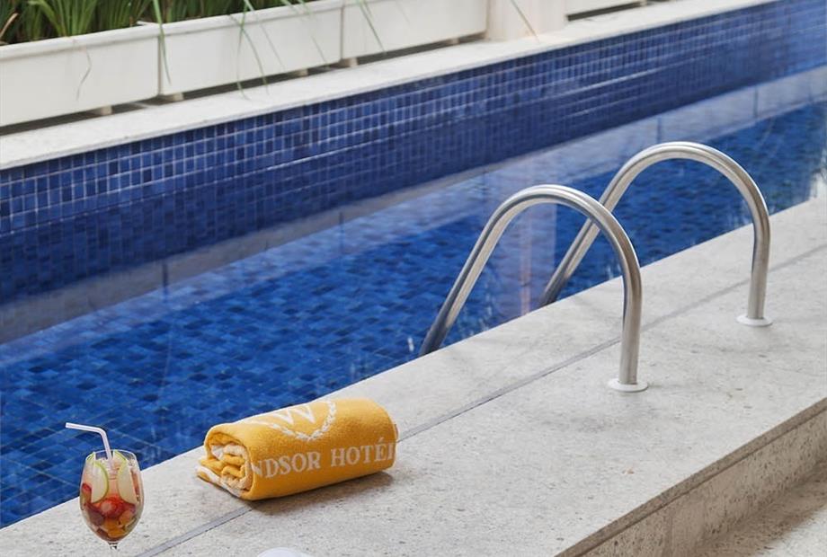 windsor brasilia piscina 3.jpg