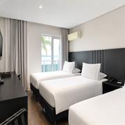 Luxo Triplo Twin Frente Mar