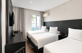 Triple Top Luxury de Slaviero Hotel Baía Norte Florianópolis
