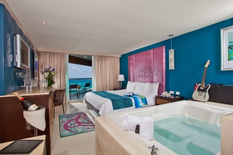 Deluxe Ocean View King - Hard Rock Hotel Cancun