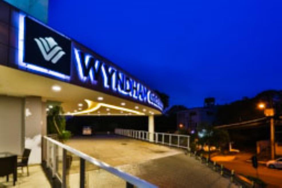 fachada  hotel.jpg