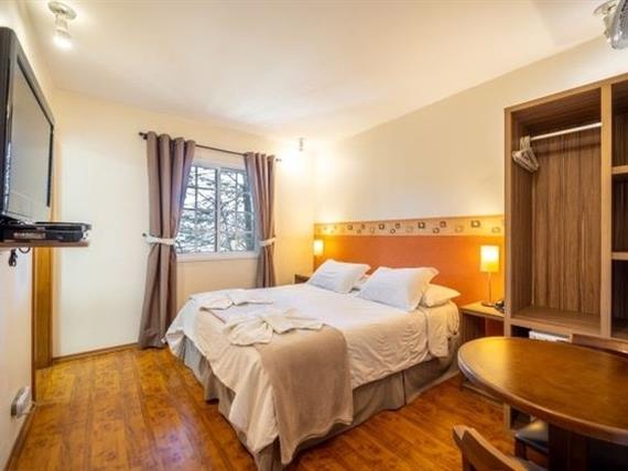 casal luxo 1 208_easy-resize.com.jpg