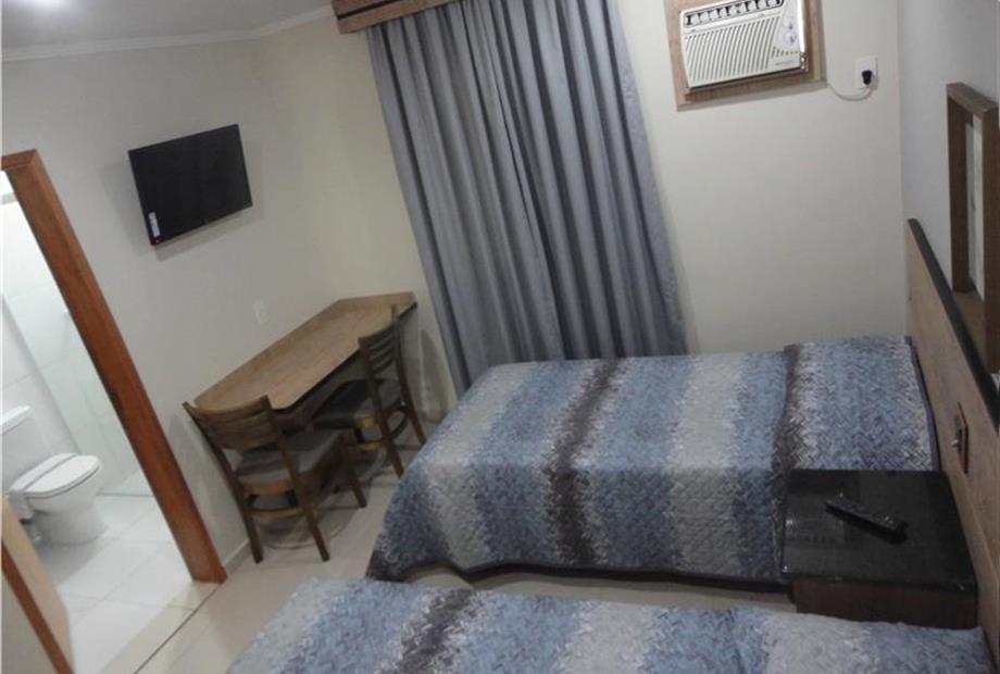 Quarto duplo 02 copy.jpg