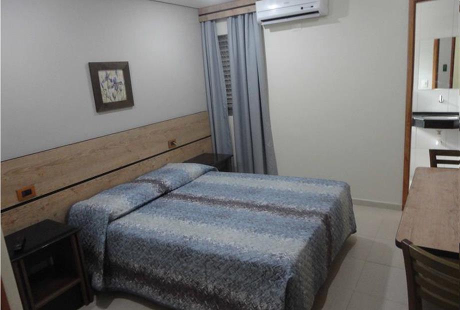 Quarto casal 02 copy.jpg