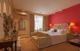 Suite Topázio do Castelo Saint Andrews