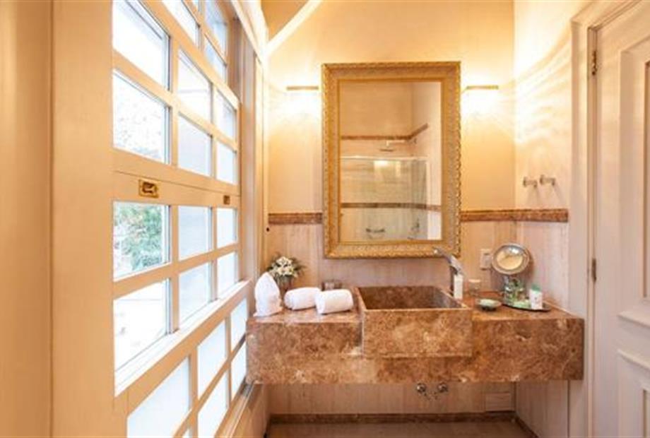 01.jpg.1024x0 (Copy).jpg