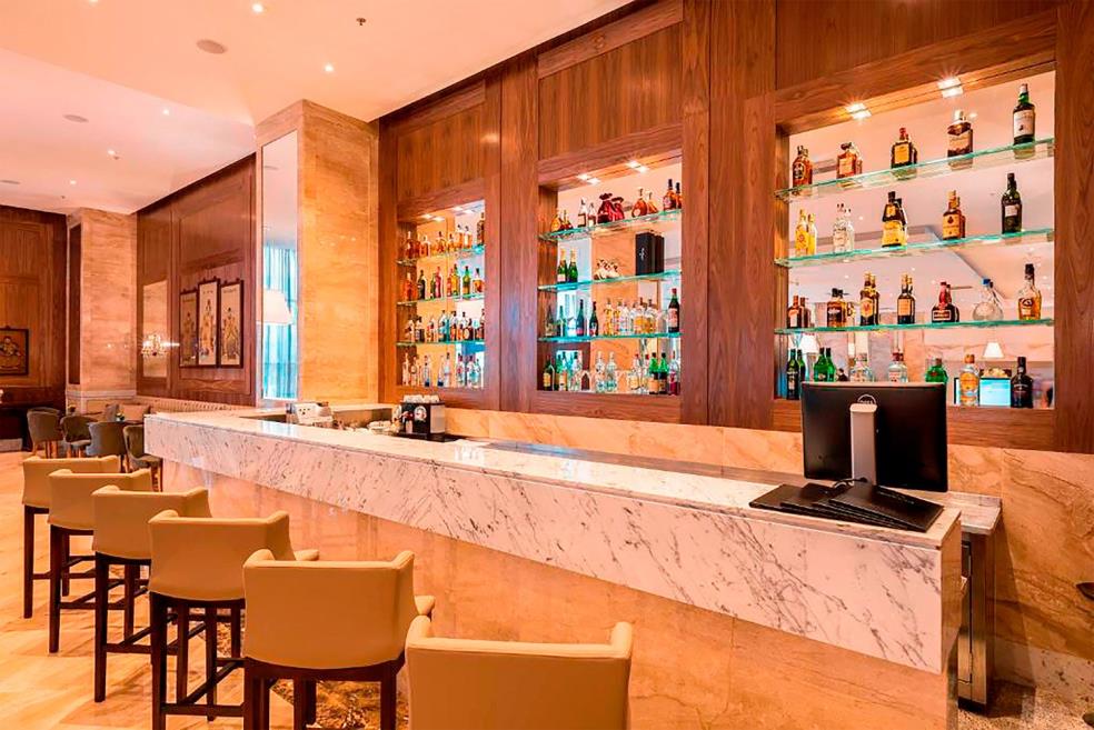 lobby-bar-2.jpg