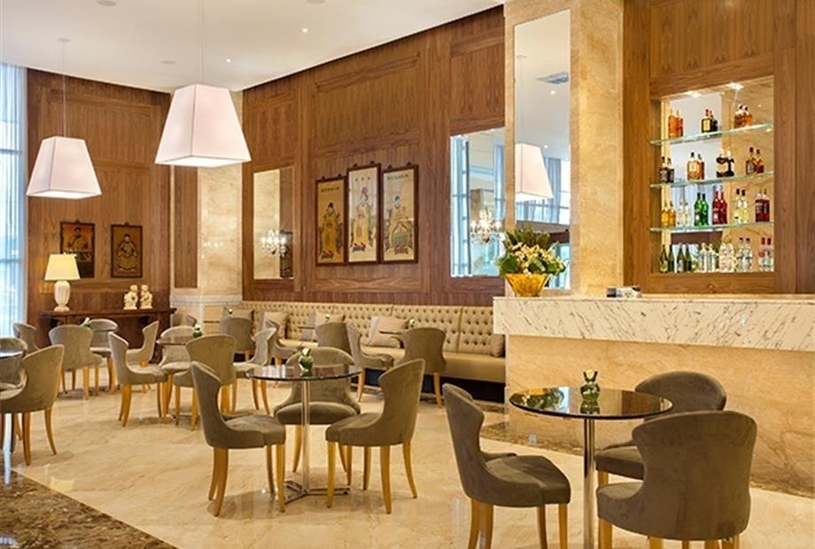 Windsor-Marapendi-bar-do-Lobby.jpg