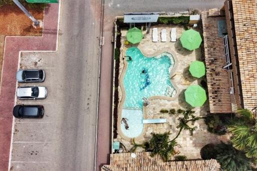 PISCINA FOTO  AEREA.jpeg