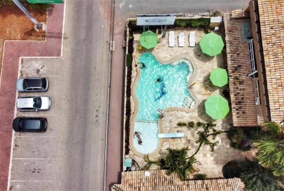 PISCINA FOTO  AEREA.jpeg