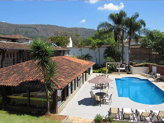 vista aerea da piscina.jpg