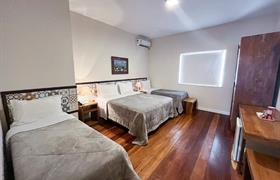 Standart Quádruplo do Hotel Pousada Mãe D'água