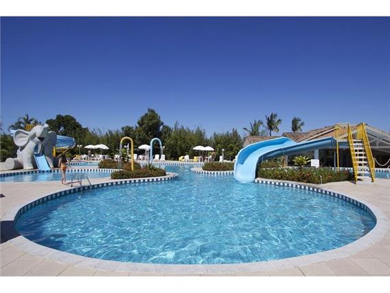 piscina 08.JPG